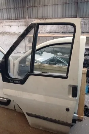 Ford Transit 2002 - 2006 Uyumlu Çıkma Sol Ön Kapı 