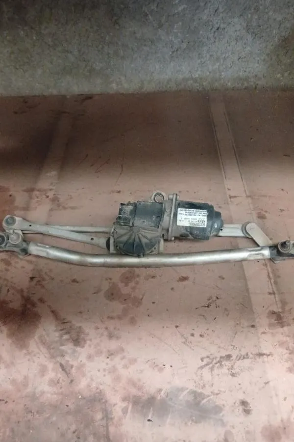 Fiat Fiorino Çıkma Ön Silecek Motoru