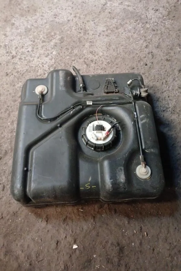 Ford Connect Çıkma Yakıt Deposu