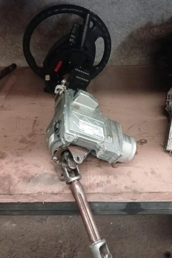 Renault Megane 2 Direksiyon Kolonu