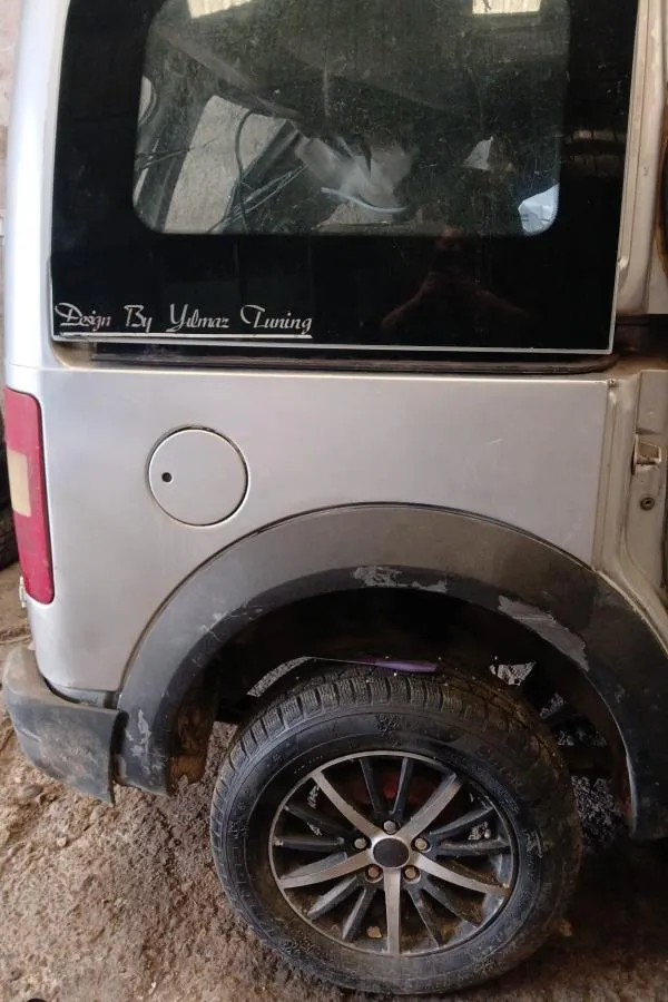 Ford Connect Çıkma Sağ Arka Çamurluk 