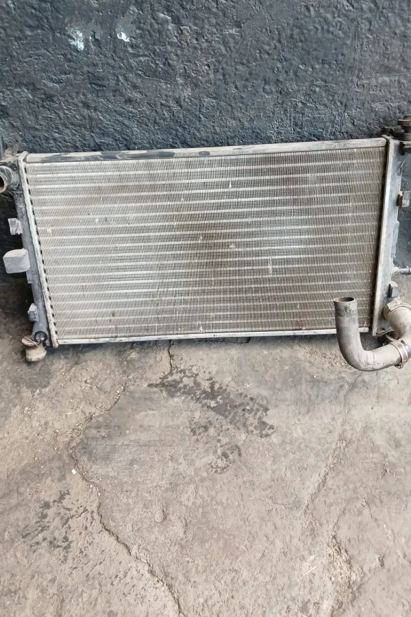 Ford Focus 1 Çıkma Su Radyatörü