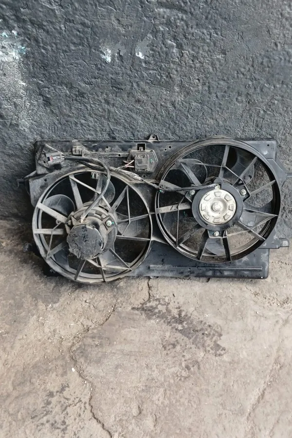 Ford Focus Çıkma Fan Motoru Komple 