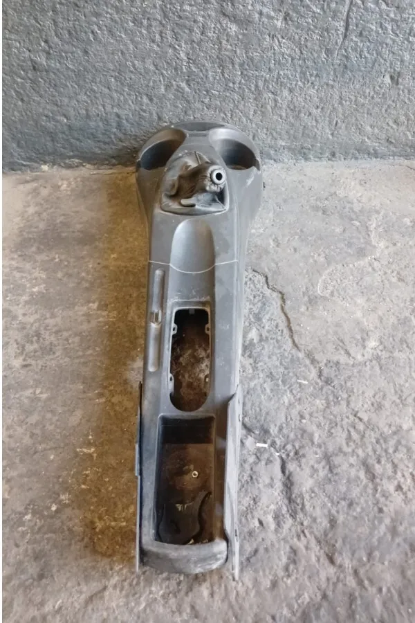 Ford Focus Çıkma Orta Konsol  1998 - 2004 Uyumlu