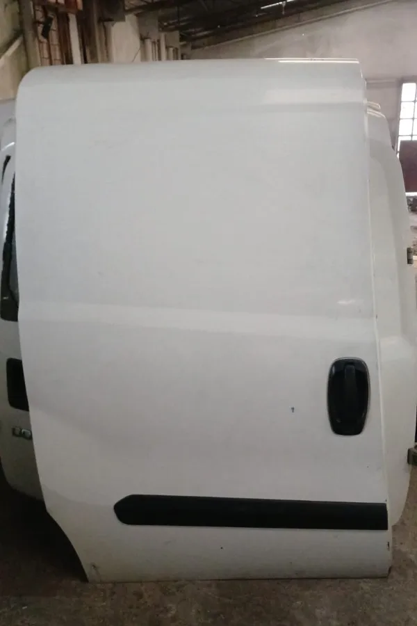 Fiat Doblo 3 Çıkma Sağ Sürgülü Kapı