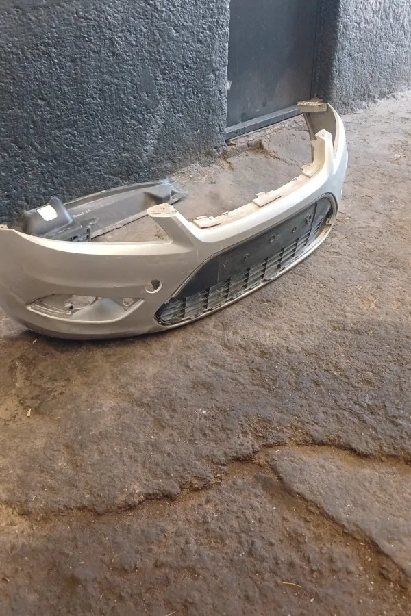 Ford Focus 2.5 Çıkma Ön Tampon