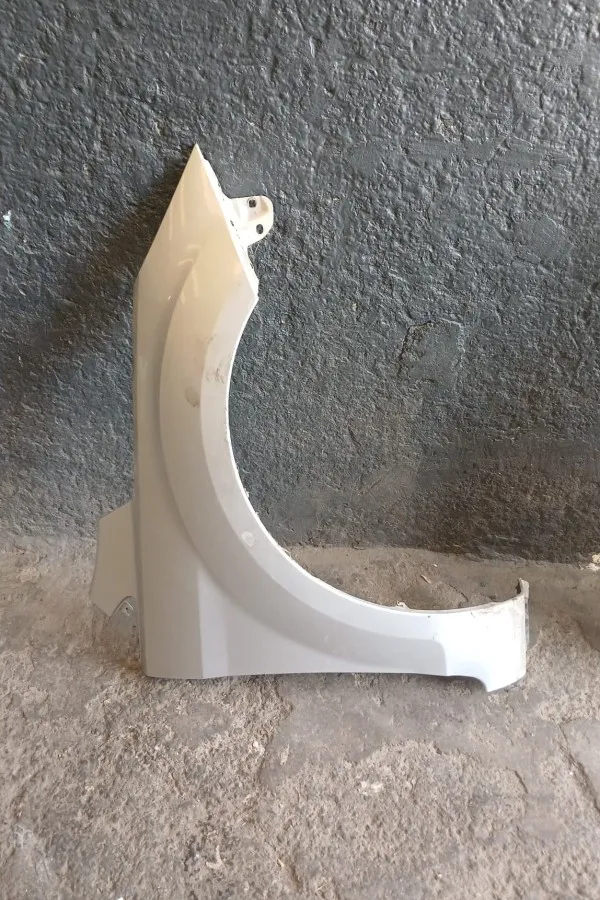 Ford Focus 2.5 Çıkma Sağ Ön Çamurluk