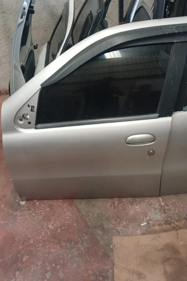 Fiat Albea Sol Ön Kapı Çıkma
