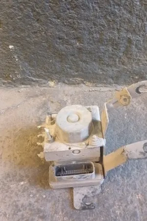 Renault Symbol 1.2 Abs Beyni Çıkma 