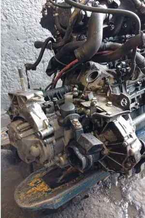 Fiat Albea 1.3 Şanzıman Çıkma