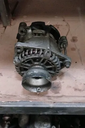 Ford Connect Şarj Dinamosu Dinamosu Çıkma