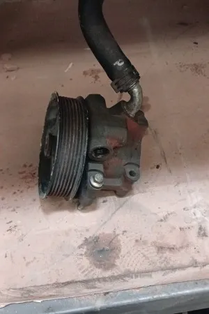 Ford Transit Direksiyon Pompası