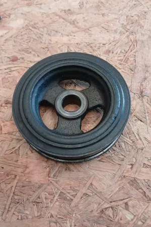 Ford Focus 1.6 Benzinli Krank Kasnağı Çıkma