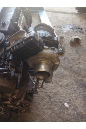 Ford Custom 2.2 Çıkma Turbo 