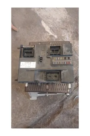 Ford Custom 2.2 Sigorta Tablası Çıkma 