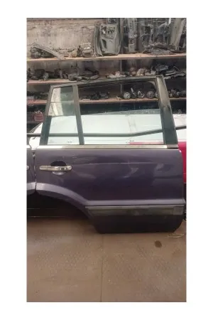 Ford Fusion  Sağ Arka Kapı Çıkma