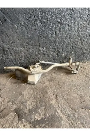 Ford Escort Ön Silecek Motoru Çıkma