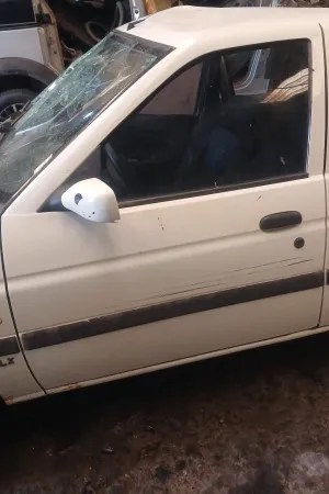 Ford Escort Sol Ön Kapı Çıkma