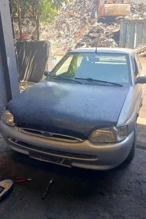 Ford Escort 1996 Model Hurda Belgeli Araç Çıkma Parça