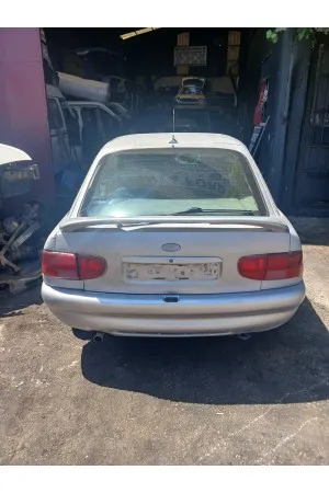 Ford Escort Hatcbek Bagaj Kapağı Çıkma Dolu