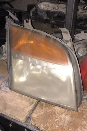 Ford Fusion Sağ Far Çıkma