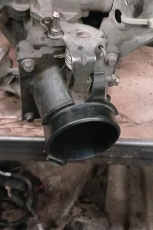 Ford Mondeo 2.0 Benzinli Gaz Kelebeği Çıkma